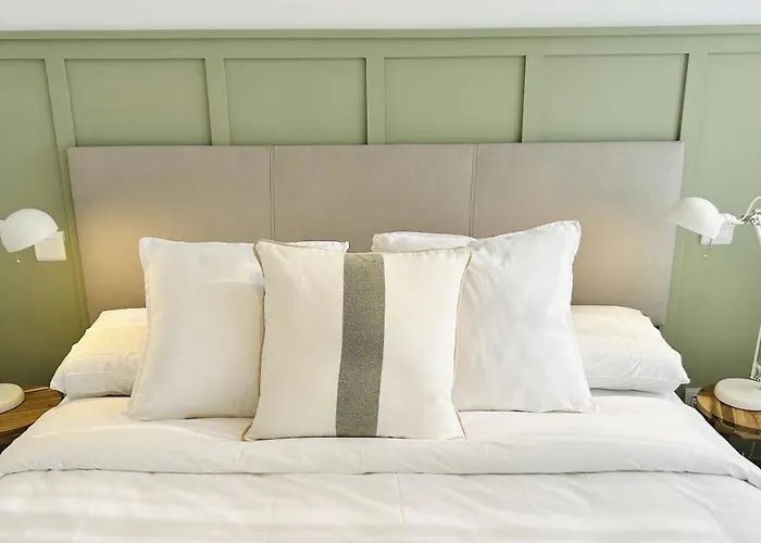 Atico Duplex Con Terraza En Santander * Santa Cruz De Bezana